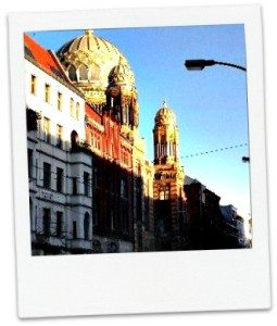 Berlin-Old-historic-Spandauer-Vorstadt-Neue-Synagoge