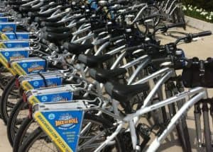 Chicago bike rentals at Bike and Roll 