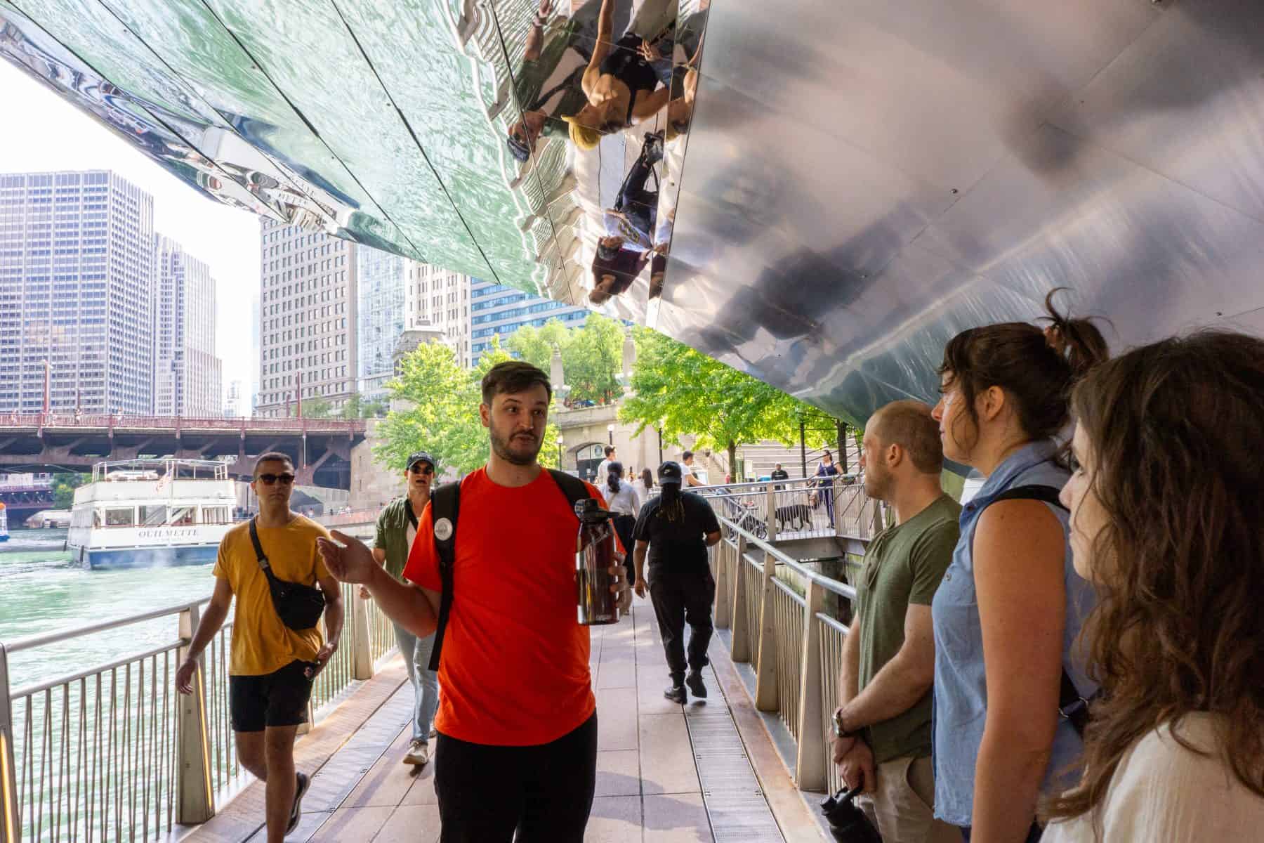 Chicago Riverwalk tour enjoying the water side view