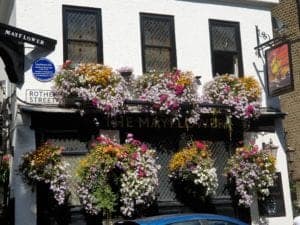  /></noscript>(It is advised to use the toilet before this part of the tour!)</p>
<p>Then it’s time to refresh in another two of London’s best boozers.<u data-redactor-tag=
