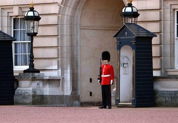 Guardia de Reinas Palacio de Buckingham