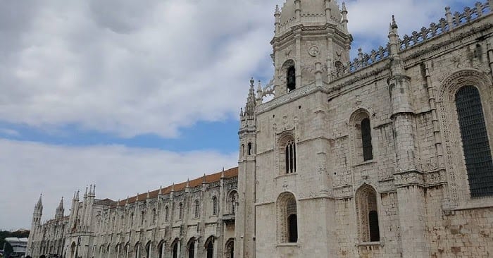  Jerónimos Monastery