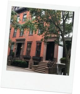 a street in Brooklyn Heights