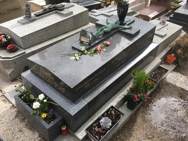 Gravesite of Edith Piaf