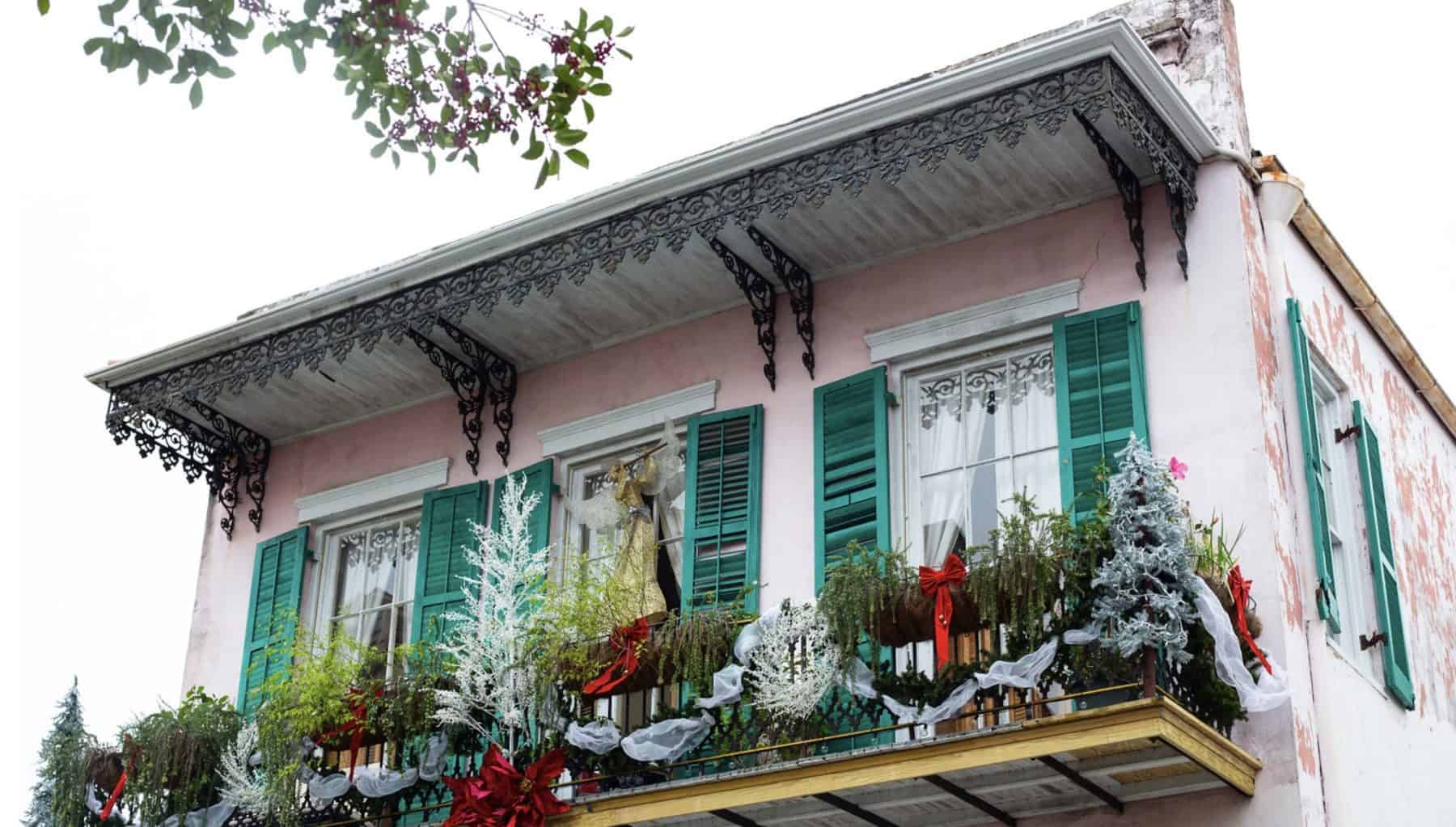 Photography by Crystal Shelton - French Quarter Christmas