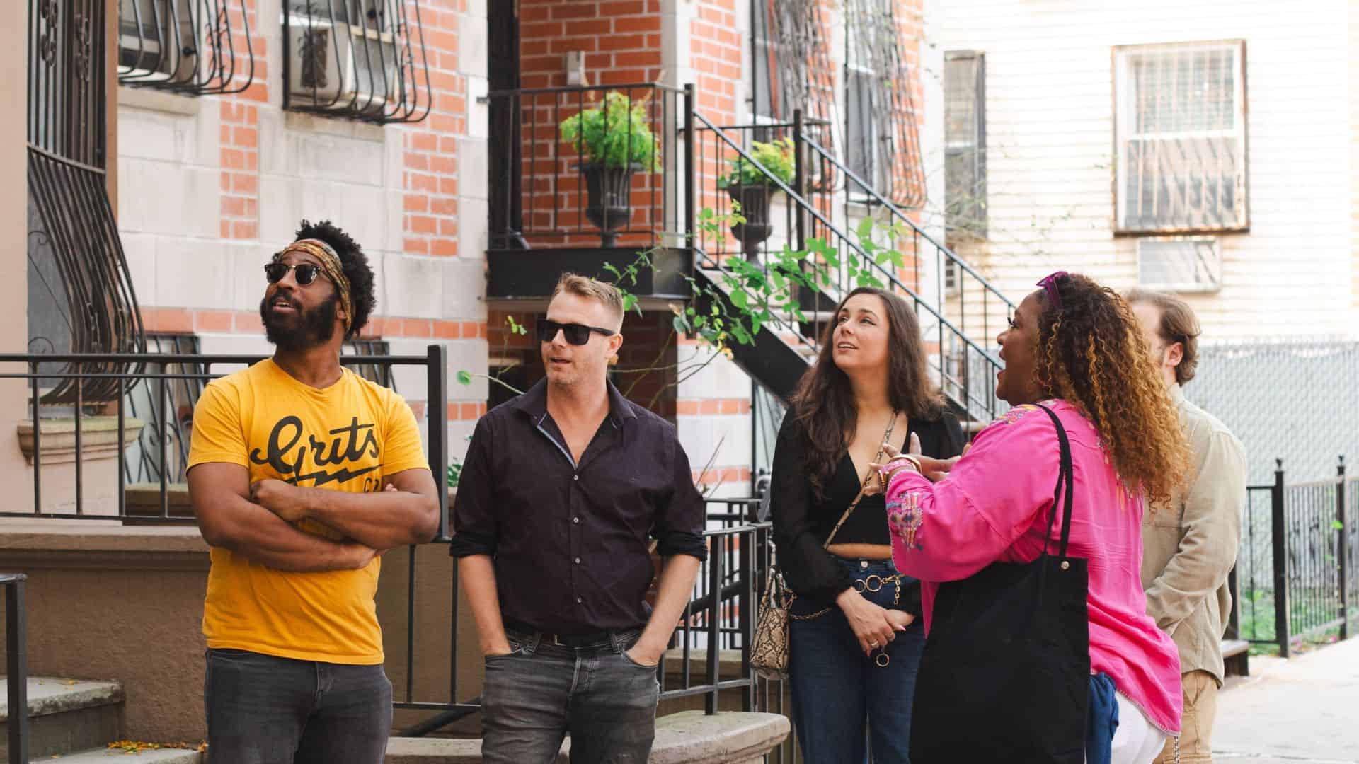 Tours by Foot guide with tour group in Harlem, New York City