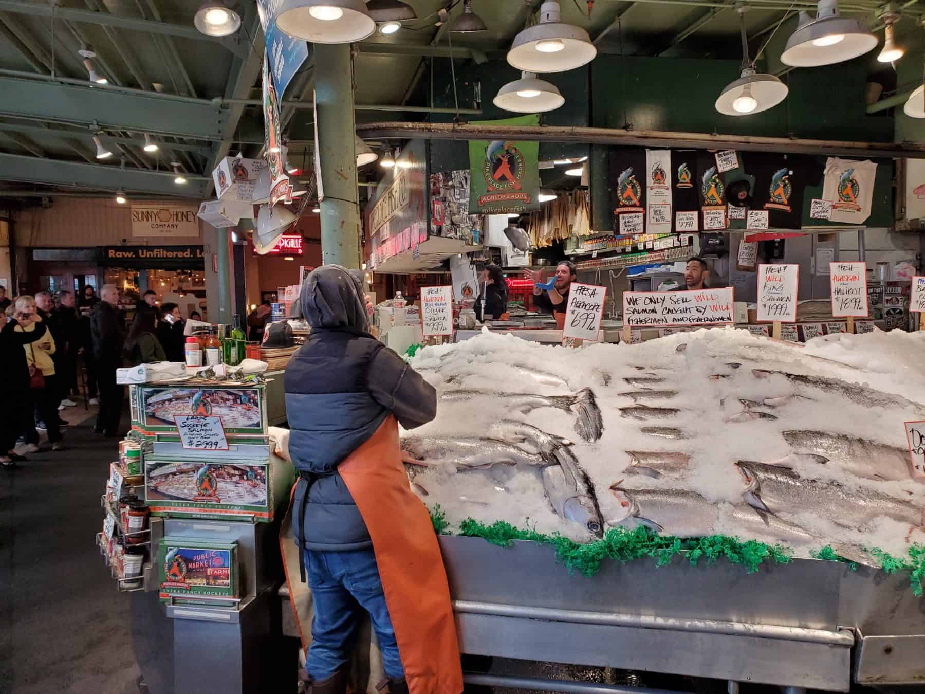 Seattle Fish market - Free Tours by Foot