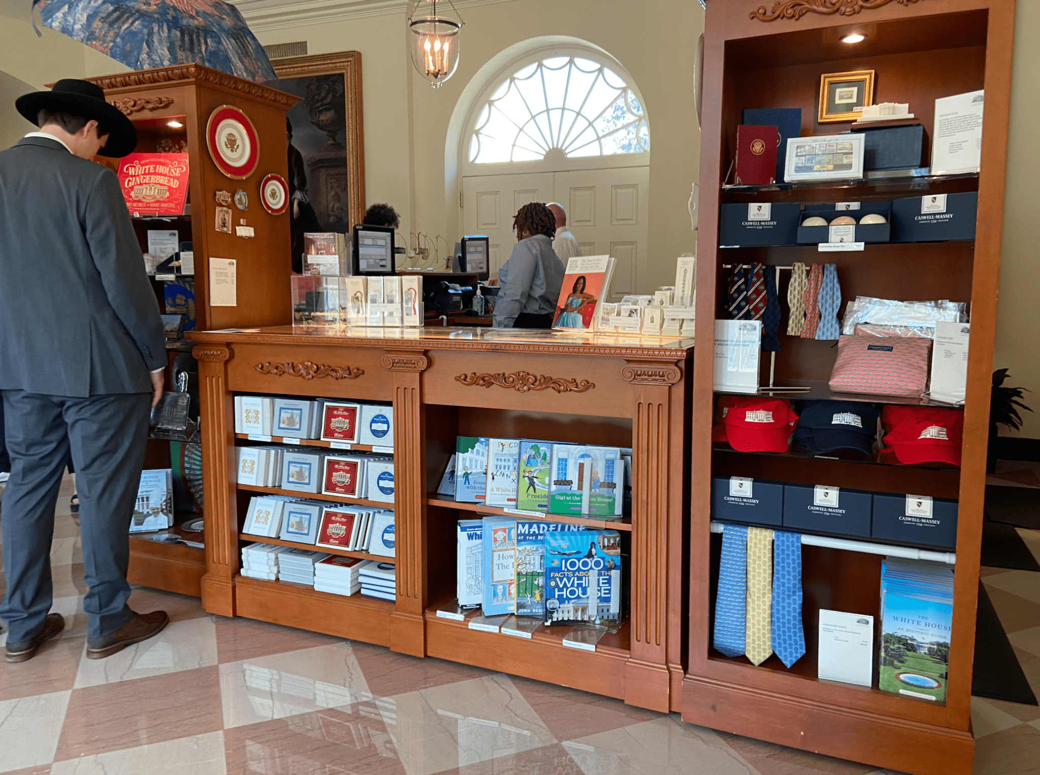 Where Are the Best Places for Washington DC Souvenirs?