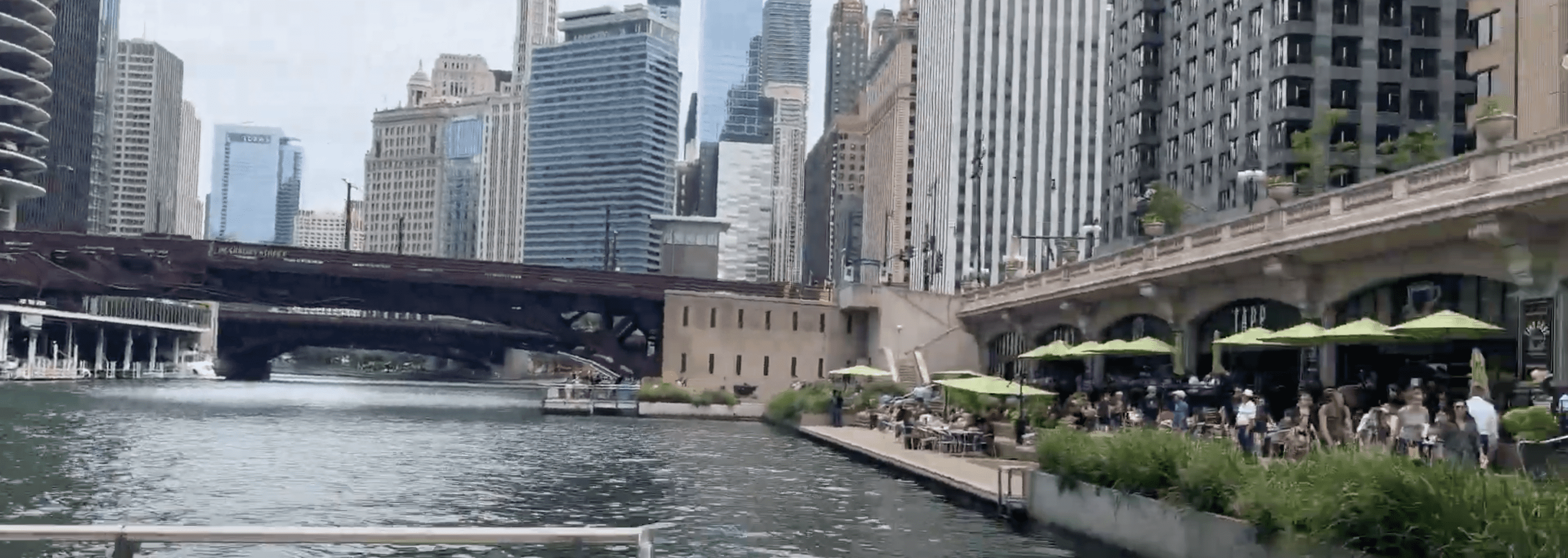 What to See along the Chicago Riverwalk A SelfGuided Walk