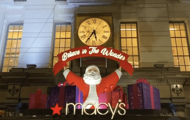 Macys Holiday Display