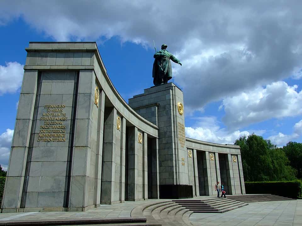 Soviet War Memorial (Tierpark)