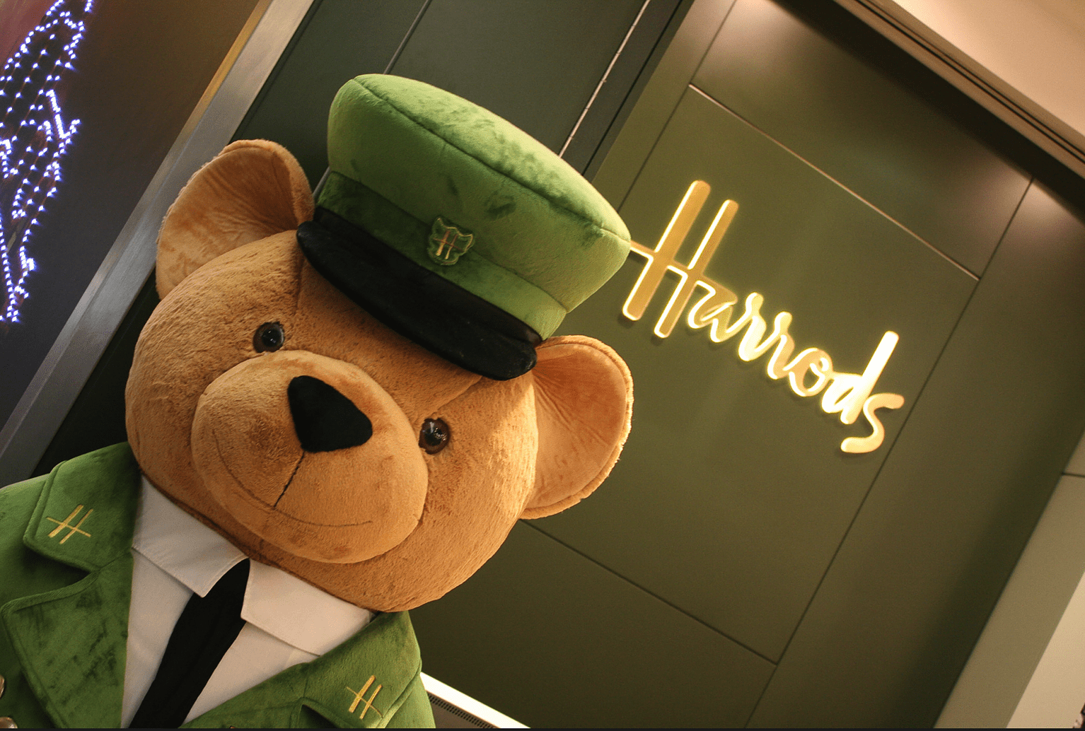 Harrods of Knightsbridge Shopping Guide Hours, Dress Code and More