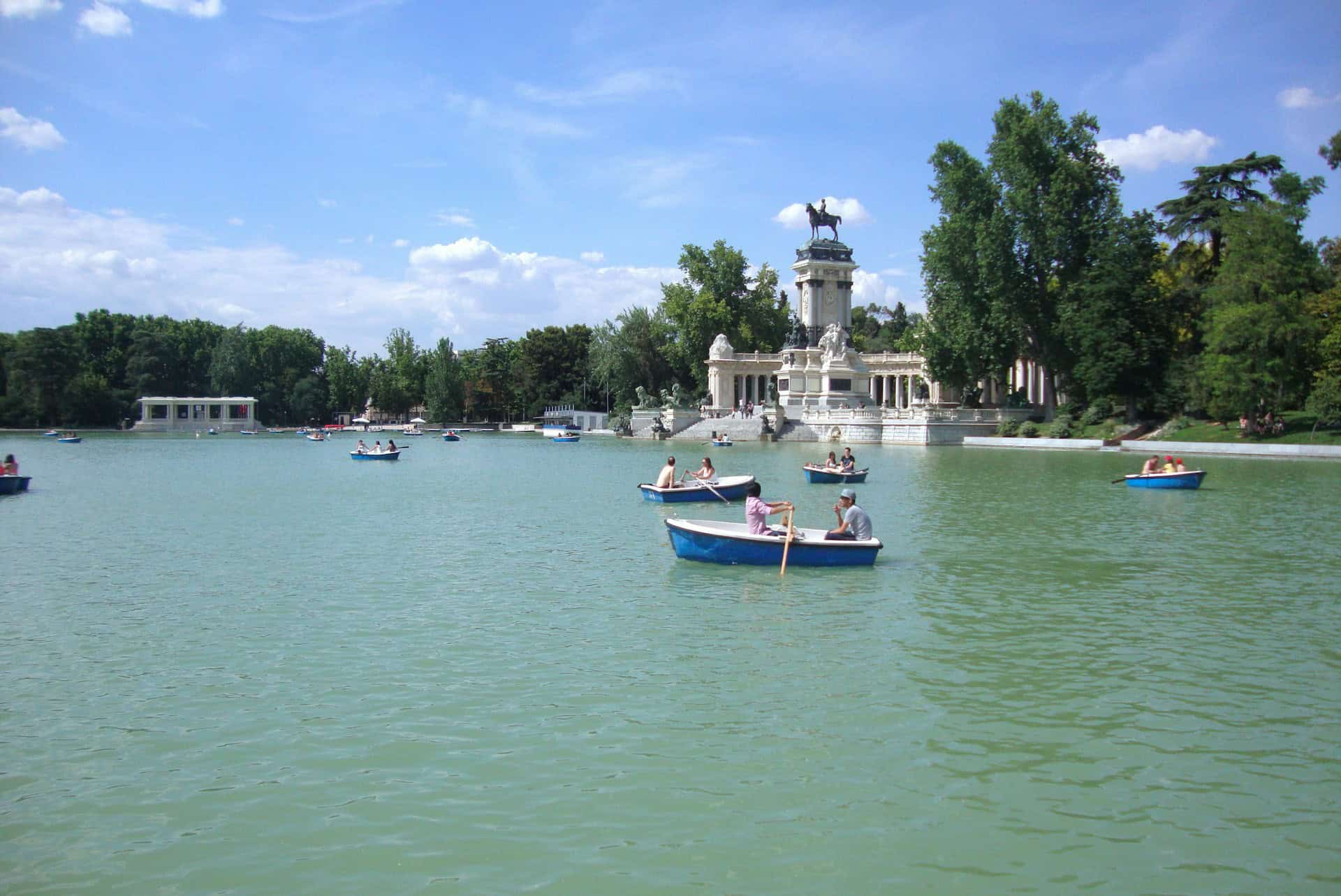 a boat ride in Retiro Park