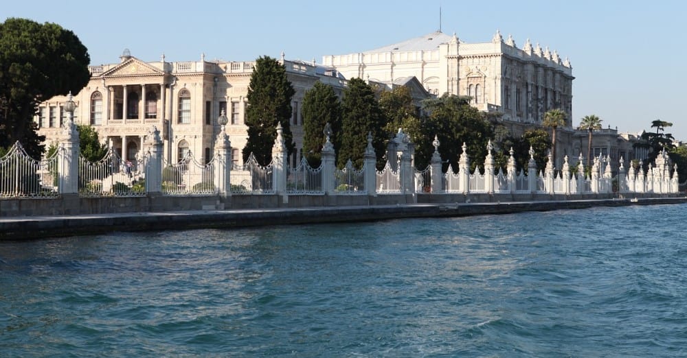 Dolmabahce Palace. Image source: Pixabay user Suat Alkan.