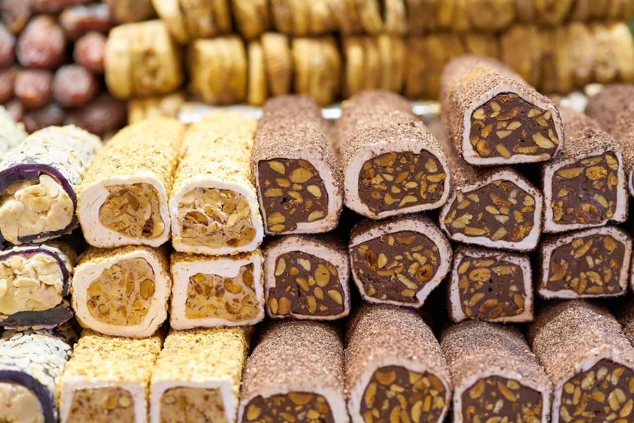 Turkish Delight (Lokum) is just one treat you can expect to find in Istanbul. Image source: Pixabay user Engin Akyurt.