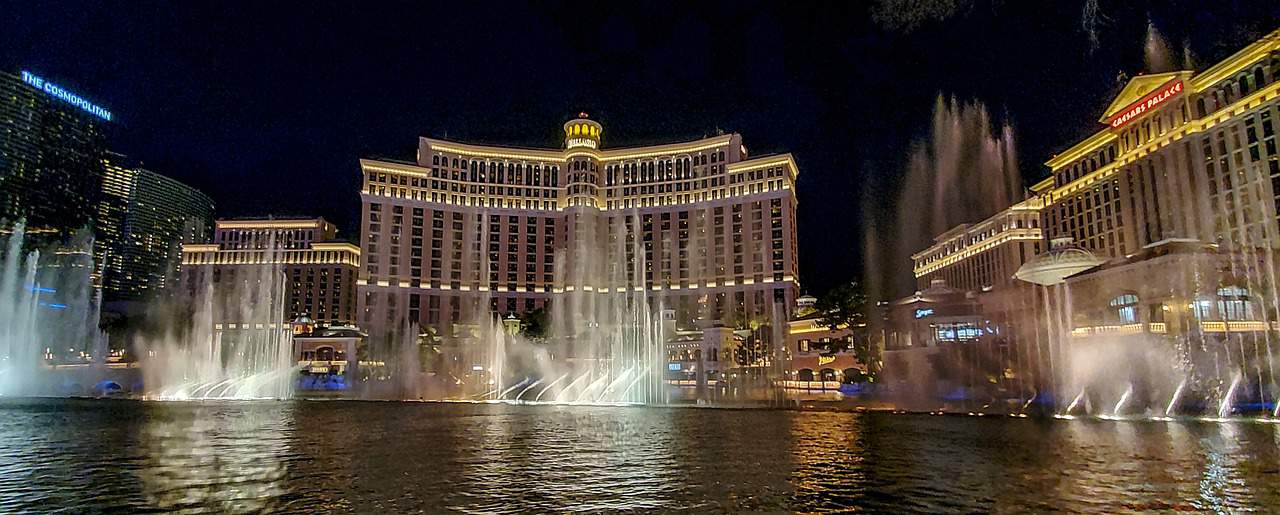 The Bellagio Fountains. Image source: Pixabay user Michelle Raponi.