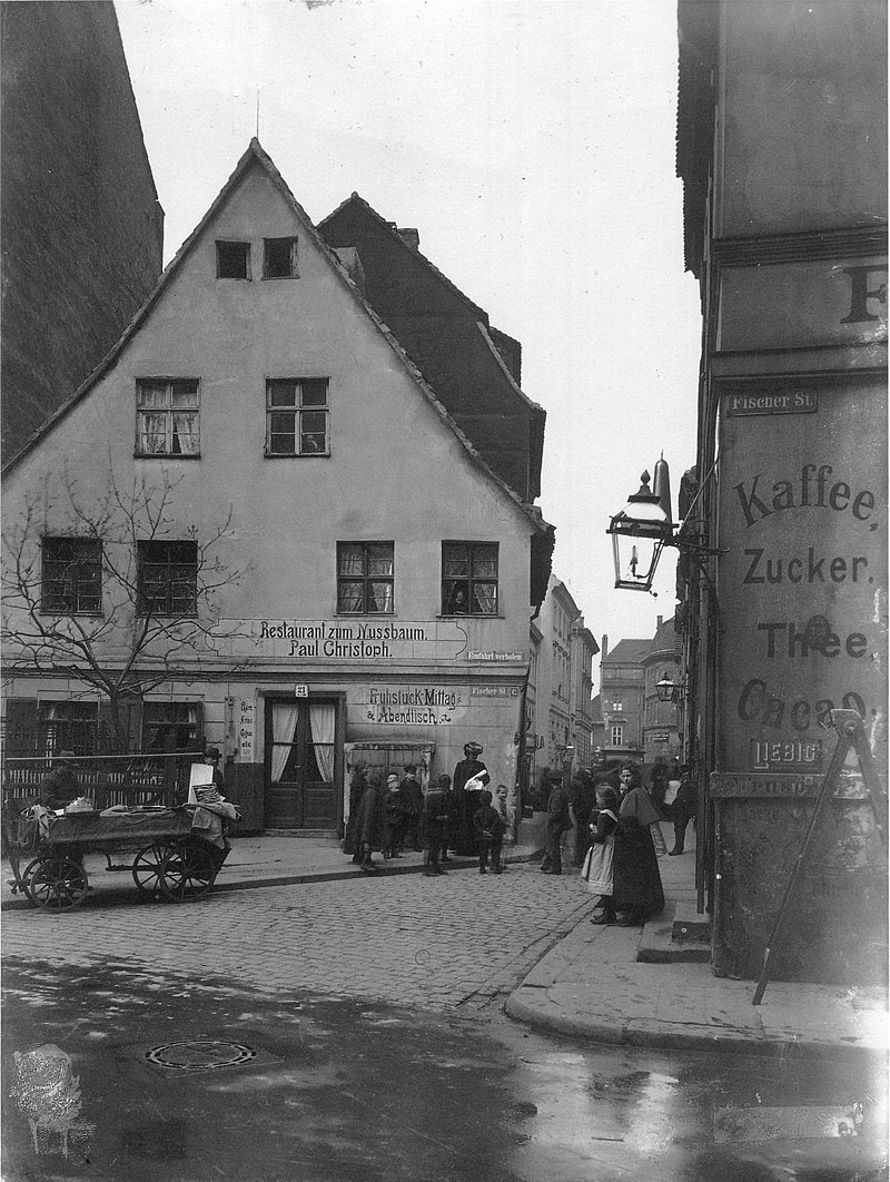 Original Zum Nussbaum Restaurant Fisher Island Berlin Coelln. 